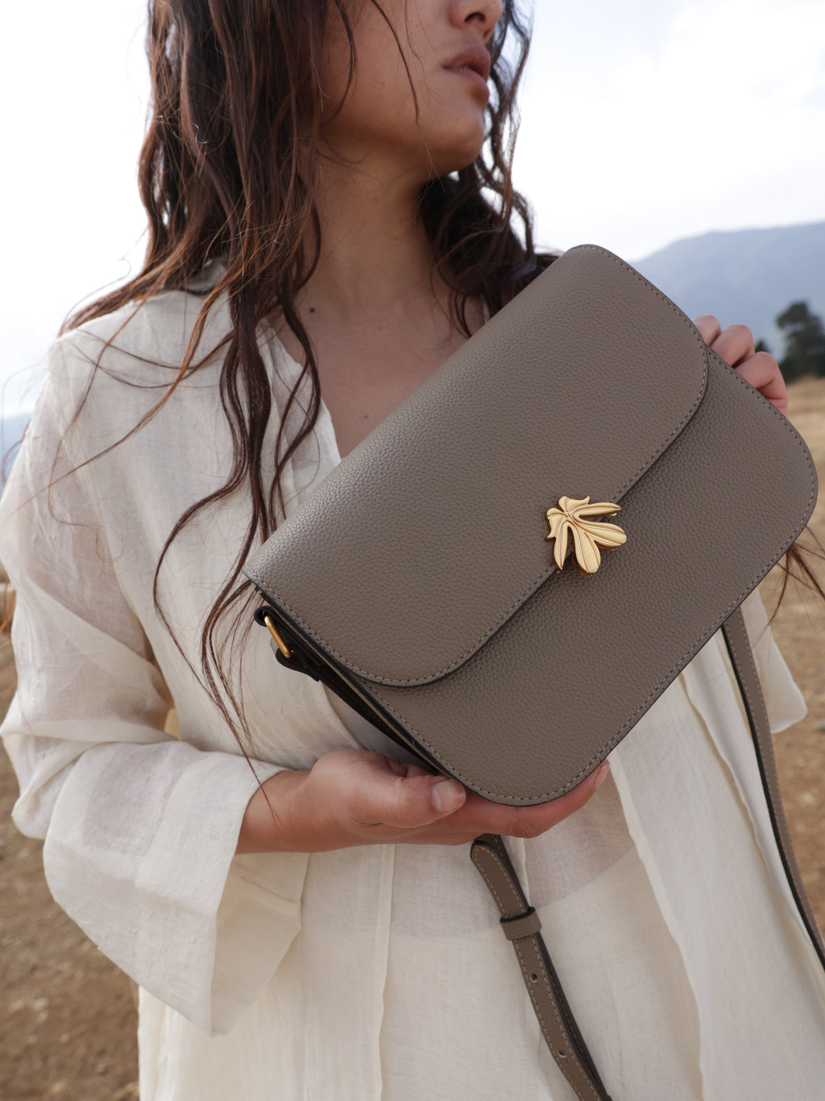 Taupe