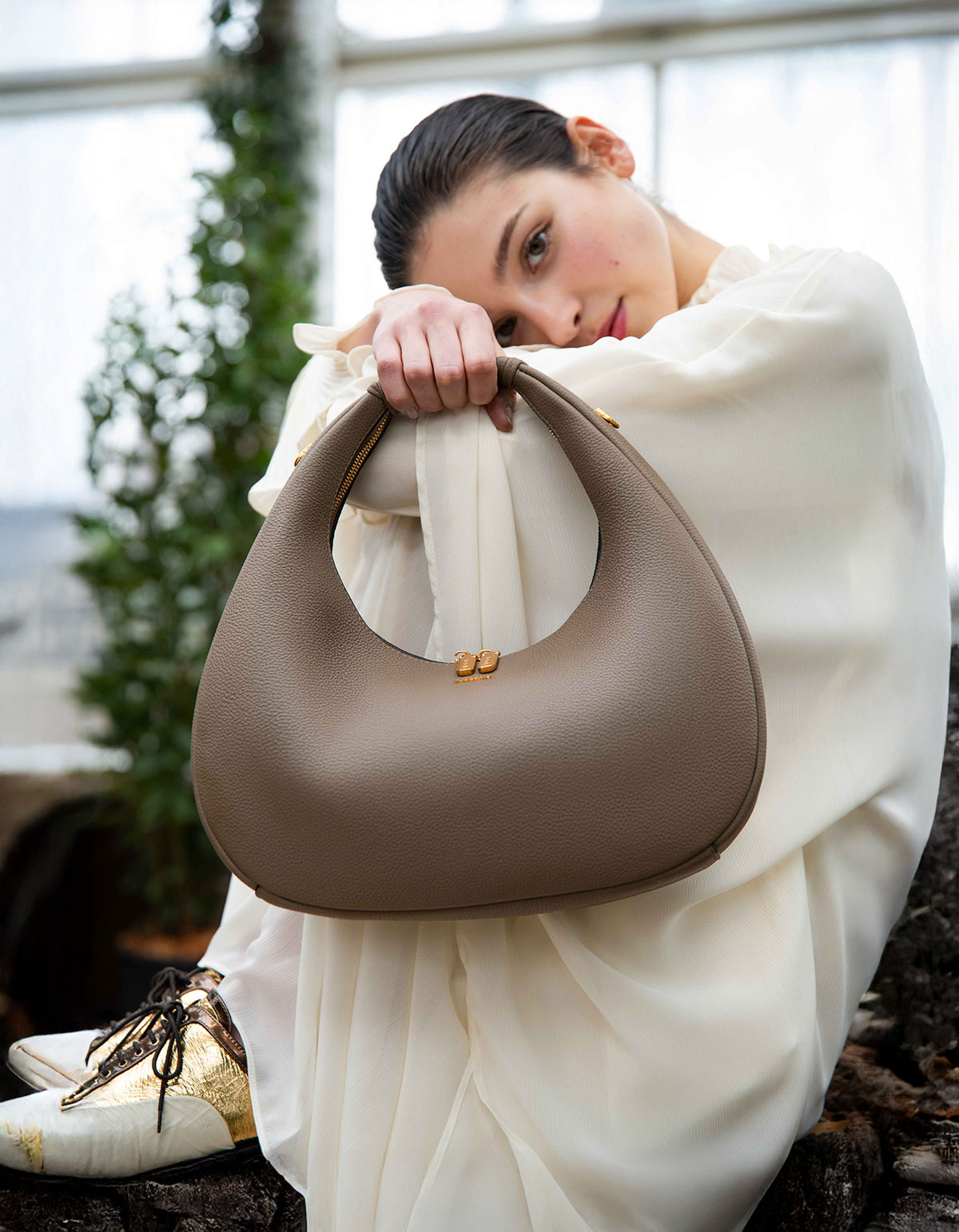Taupe